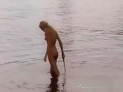 Teen Girls On Nude Beach