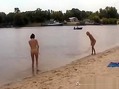 Teen Girls On Nude Beach