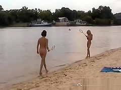 Teen Girls On Nude Beach
