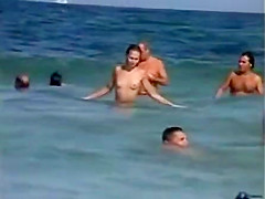 Voyeur hits a nudist beach again