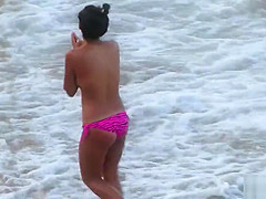 Topless Amateur Blonde - Voyeur Beach Video