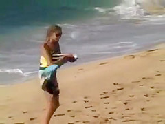 Teen flashing at the beach