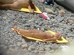 Hot Babes on Nudist Beach