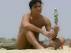 Beach voyeur - pussy view