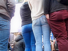 butts on beach 1
