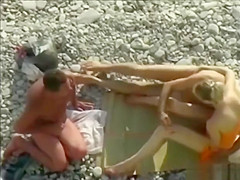 Voyeur Beach Bi 3some