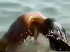 teen preciosa en la playa