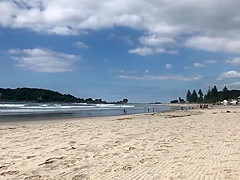 BLONDE TEEN FLASHING ASS AND SUCK A HUGE COCK ON THE BEACH