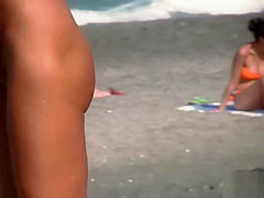Sexy Nude Amateur Latinas Naked At The Beach Spycam Voyeur