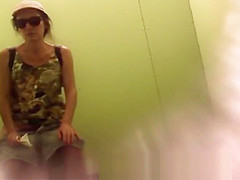 Hiddem cam toilet piss