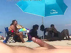 Priceless reaction of women to a guy cumming with no hands