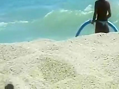 Beach Voyeur
