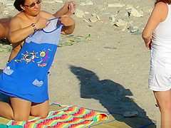 Amateur Voyeur Beach Nude Milfs Pussy And Ass Close Up