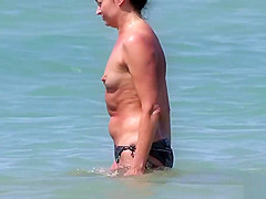 Real Amateur Big Boobs Topless MILFs Close-up Voyeur Beach