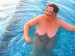 Spy Beach Mature with hard nipple Moms