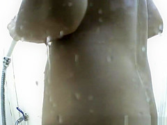 Spy Cam Shows Changing Room, Amateur, Beach Movie Just For You