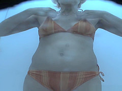 Wild Beach, Amateur, Changing Room Clip