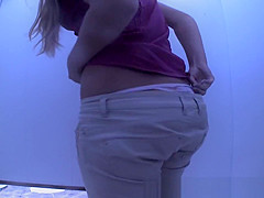Unbelievable Voyeur, Amateur, Beach Scene, Watch It