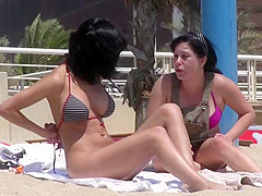 nice busty milf in bikini