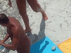 Voyeur Beach Girls 36