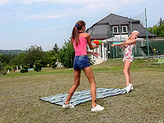 Cindy Shine And Kiara Cole - Water Duel Bts
