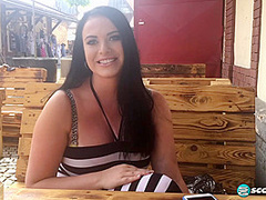 Shopping and Hanging Out With Tina Lee - ScoreLand
