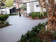 Charlotte Cross Outdoor Pies 4k