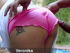 Jugtastic Poolside Pounder - ScoreLand