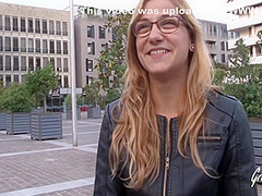 Rose, Policire Sexy Veut Se Faire Baiser Par Deux Bites