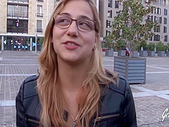 Rose, Policire Sexy Veut Se Faire Baiser Par Deux Bites