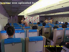 深田えいみ 凛音とうか 倉木しおり 東条蒼【4】「制服・下着・全裸」でおもてなし またがりオマ○コ航空12 中出し便