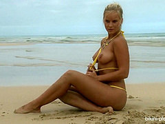 Marry Queen In Bikini-pleasure - Miela Motley