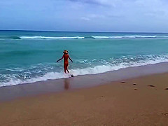 Wonderhussy Visits Haulover Beach