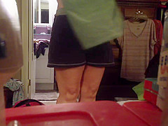 Big Booty Mom Caught Changing