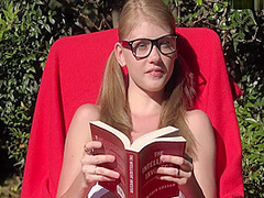 21 04 26 - Hannah Hays Penetration Speculation Bts