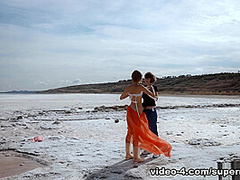 Hannah Ray in Dead Sea Poems - SuperBeModels