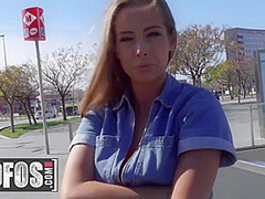 Jordi Helps Gorgeous Babe Tourist Kinuski And As A Thank You She Fucks His Brains Out