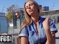 Jordi Helps Gorgeous Babe Tourist Kinuski And As A Thank You She Fucks His Brains Out