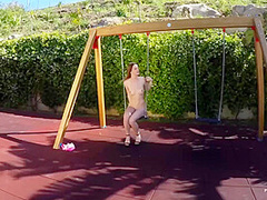 Aamanda Swingin The Pool