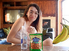 Skinny Hipster Girl Outtakes And Extras - Pussy Rubbing