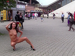 Nude In Public Als 1080p