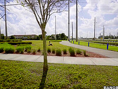 Brooke Beretta In Yoga Hoser Hops On The Bus