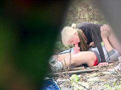 Blondie Girl Fucks Casual Guy In The Park