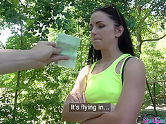 Real pulled amateur gives head for cash