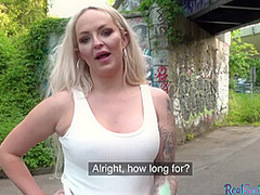 Panties to the side fuck for picked up amateur slut