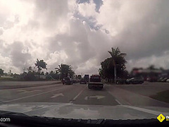 Helping Yammy Girl With Broken Car