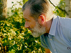 Summer Weather Motivates Girl To Have Outdoor Sex With Old Man