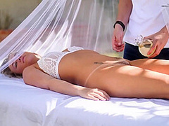 Bailey Brooke - Cute Blonde Teen Gets Fucked Outdoors