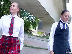 Pissing On Sexy Woman 2129