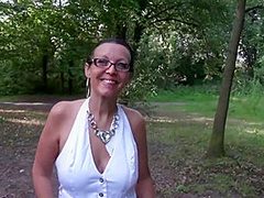 Milf Darkhaired Babe Screwed In The Park